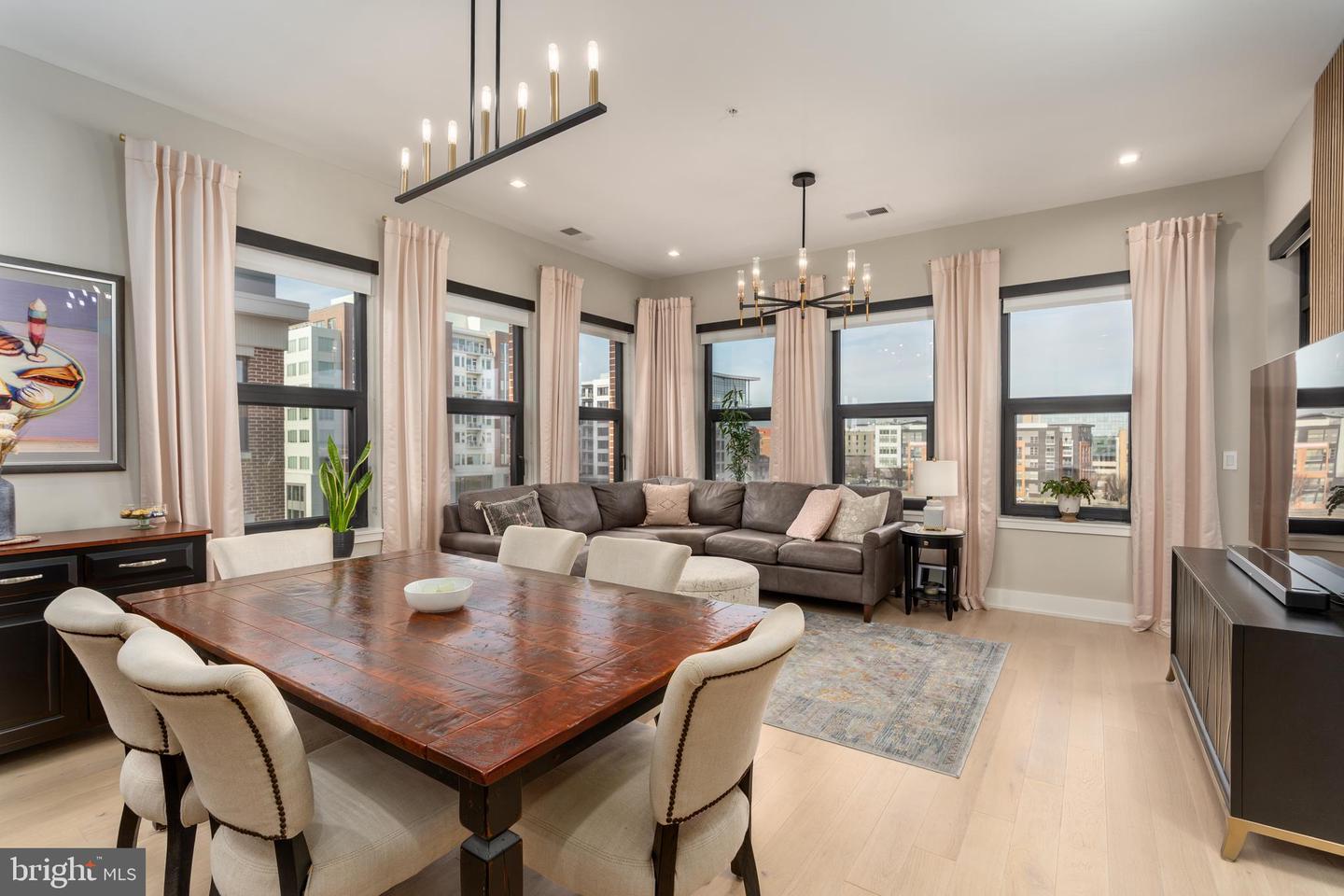 737 SWANN AVE #502, ALEXANDRIA, Virginia 22301, 2 Bedrooms Bedrooms, ,2 BathroomsBathrooms,Residential,For sale,737 SWANN AVE #502,VAAX2052962 MLS # VAAX2052962