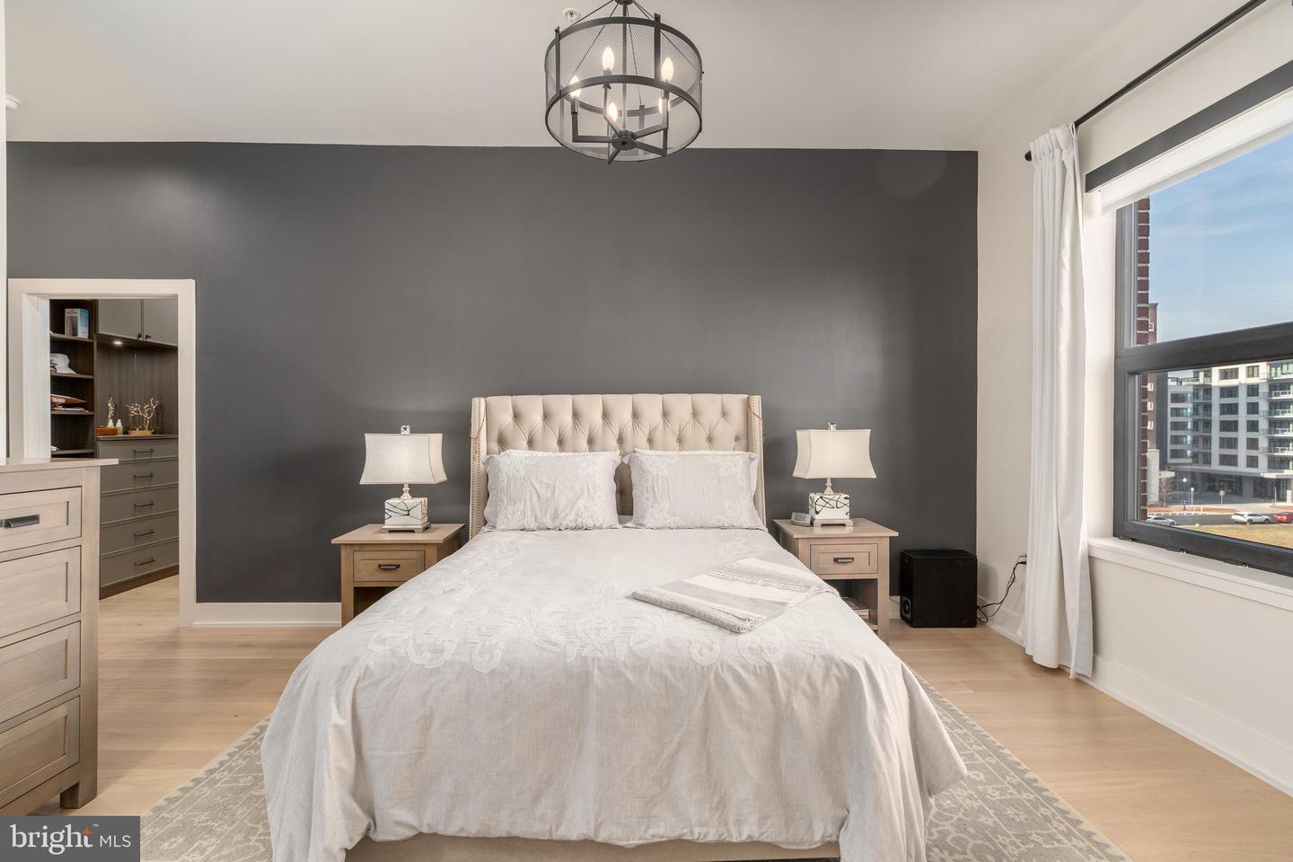 737 SWANN AVE #502, ALEXANDRIA, Virginia 22301, 2 Bedrooms Bedrooms, ,2 BathroomsBathrooms,Residential,For sale,737 SWANN AVE #502,VAAX2052962 MLS # VAAX2052962