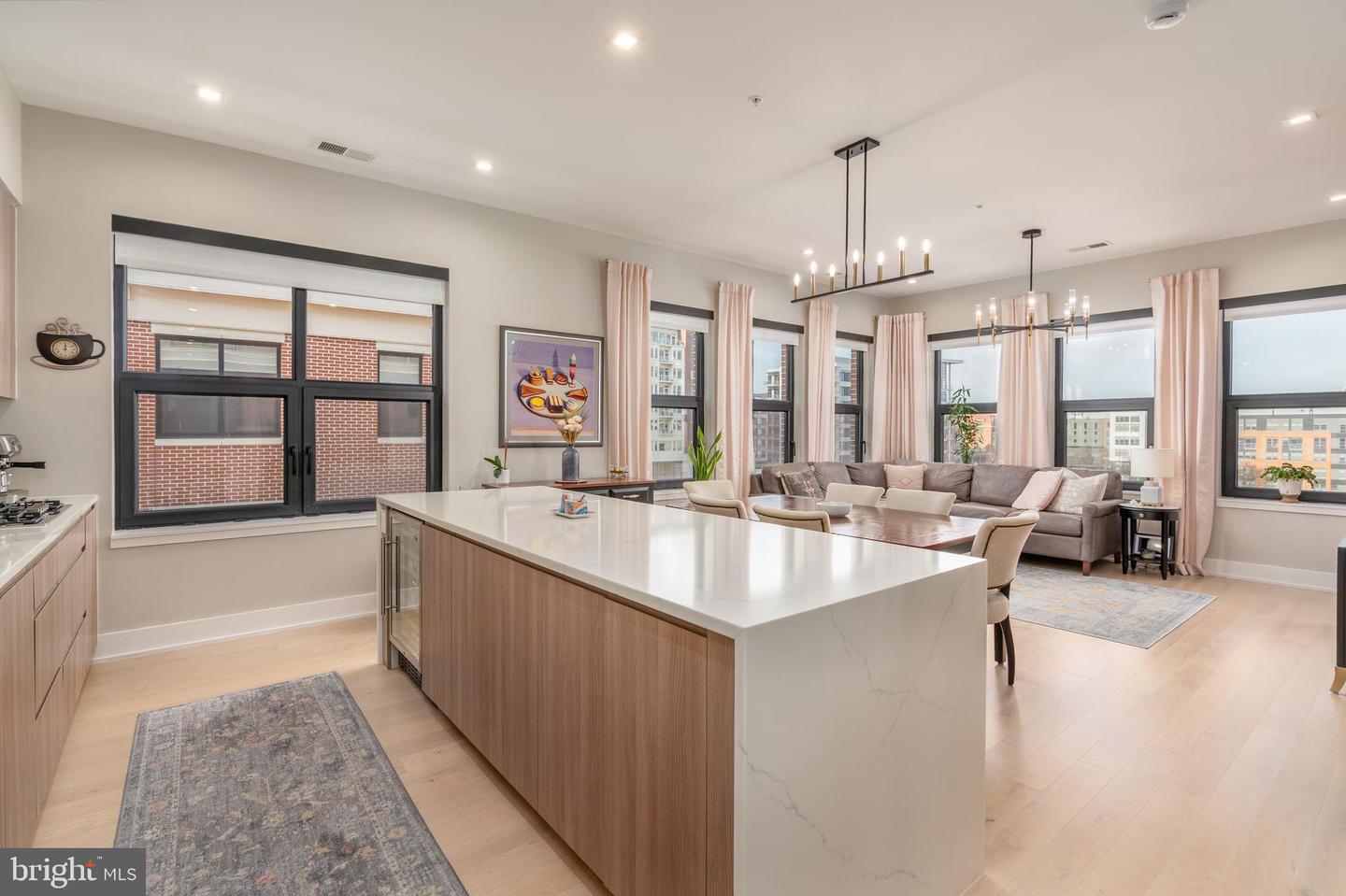 737 SWANN AVE #502, ALEXANDRIA, Virginia 22301, 2 Bedrooms Bedrooms, ,2 BathroomsBathrooms,Residential,For sale,737 SWANN AVE #502,VAAX2052962 MLS # VAAX2052962