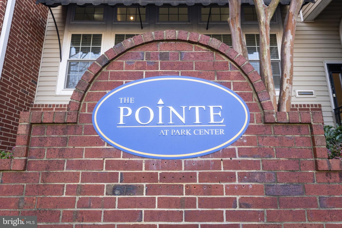 3302 WYNDHAM CIR #B, ALEXANDRIA, Virginia 22302, 1 Bedroom Bedrooms, ,1 BathroomBathrooms,Residential,For sale,3302 WYNDHAM CIR #B,VAAX2052972 MLS # VAAX2052972