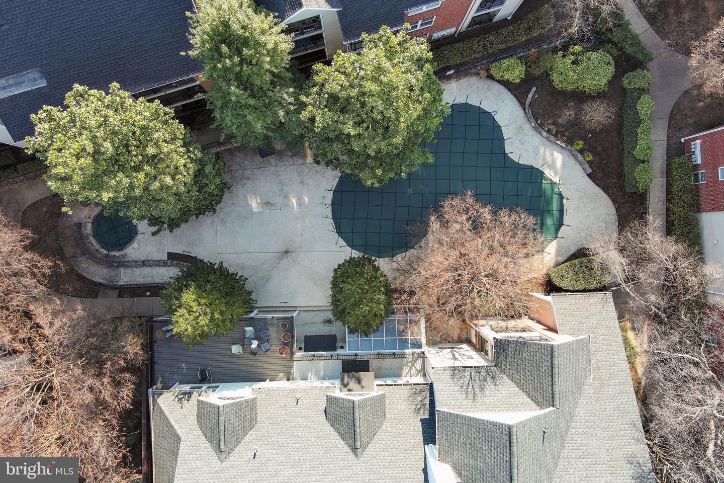 3302 WYNDHAM CIR #B, ALEXANDRIA, Virginia 22302, 1 Bedroom Bedrooms, ,1 BathroomBathrooms,Residential,For sale,3302 WYNDHAM CIR #B,VAAX2052972 MLS # VAAX2052972