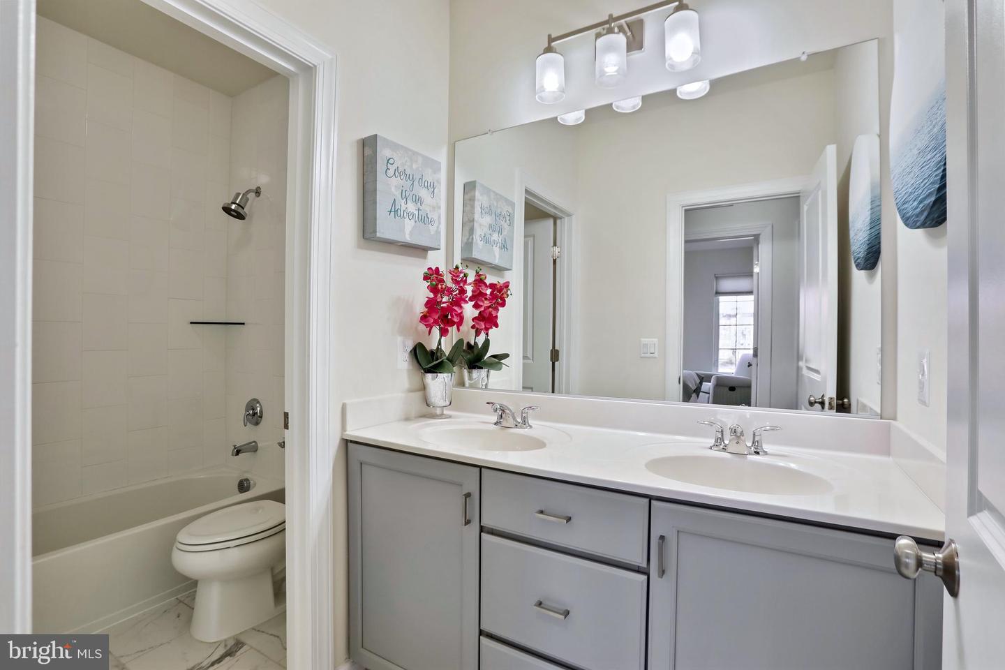 20305 SAVIN HILL DR, ASHBURN, Virginia 20147, 4 Bedrooms Bedrooms, ,3 BathroomsBathrooms,Residential,For sale,20305 SAVIN HILL DR,VALO2113614 MLS # VALO2113614