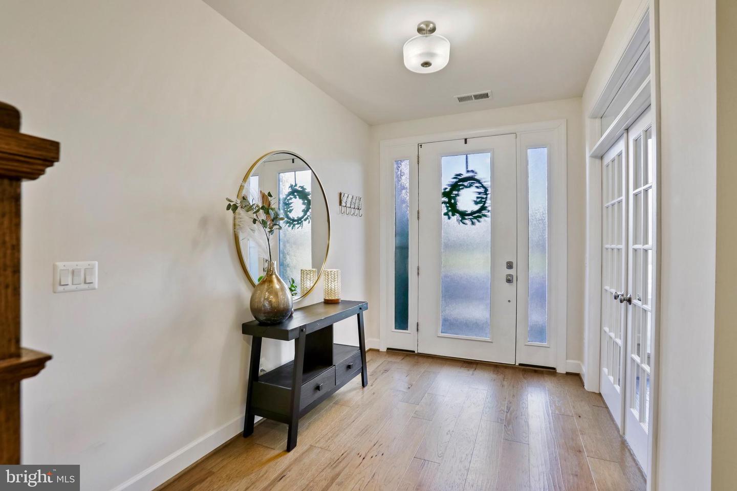 20305 SAVIN HILL DR, ASHBURN, Virginia 20147, 4 Bedrooms Bedrooms, ,3 BathroomsBathrooms,Residential,For sale,20305 SAVIN HILL DR,VALO2113614 MLS # VALO2113614