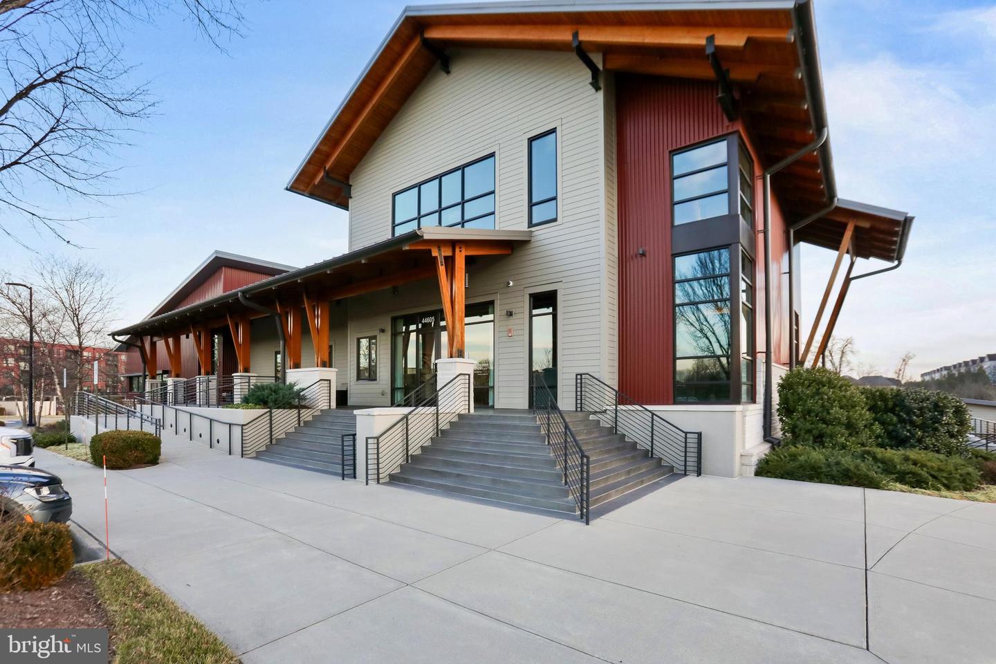 20305 SAVIN HILL DR, ASHBURN, Virginia 20147, 4 Bedrooms Bedrooms, ,3 BathroomsBathrooms,Residential,For sale,20305 SAVIN HILL DR,VALO2113614 MLS # VALO2113614