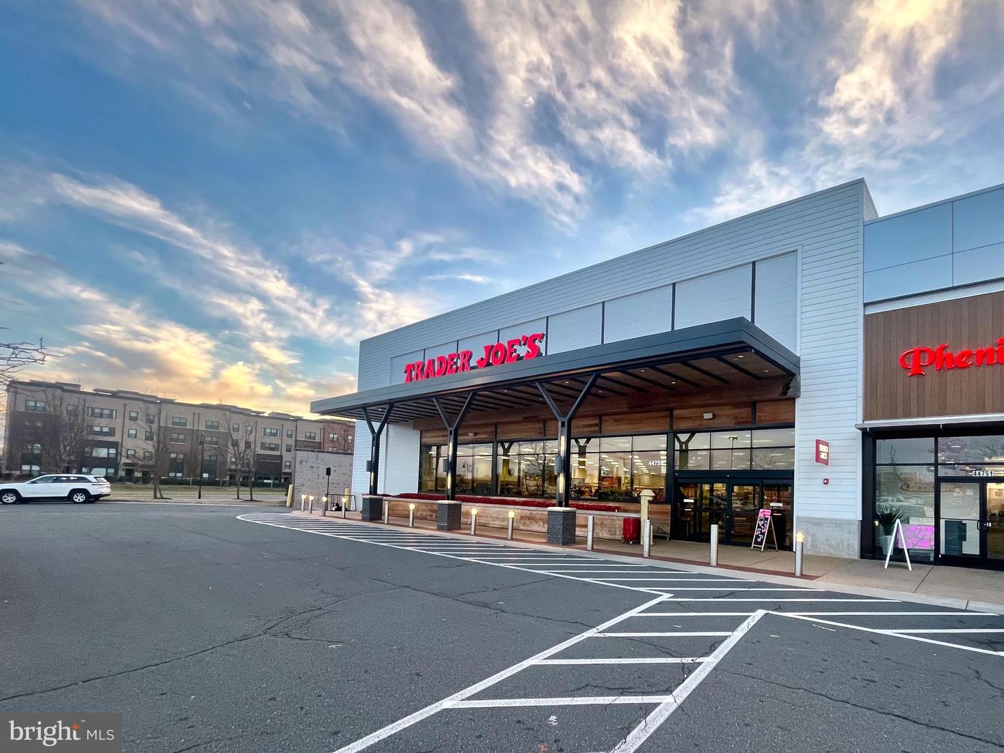 20305 SAVIN HILL DR, ASHBURN, Virginia 20147, 4 Bedrooms Bedrooms, ,3 BathroomsBathrooms,Residential,For sale,20305 SAVIN HILL DR,VALO2113614 MLS # VALO2113614