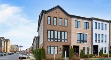 20305 SAVIN HILL DR, ASHBURN, Virginia 20147, 4 Bedrooms Bedrooms, ,3 BathroomsBathrooms,Residential,For sale,20305 SAVIN HILL DR,VALO2113614 MLS # VALO2113614