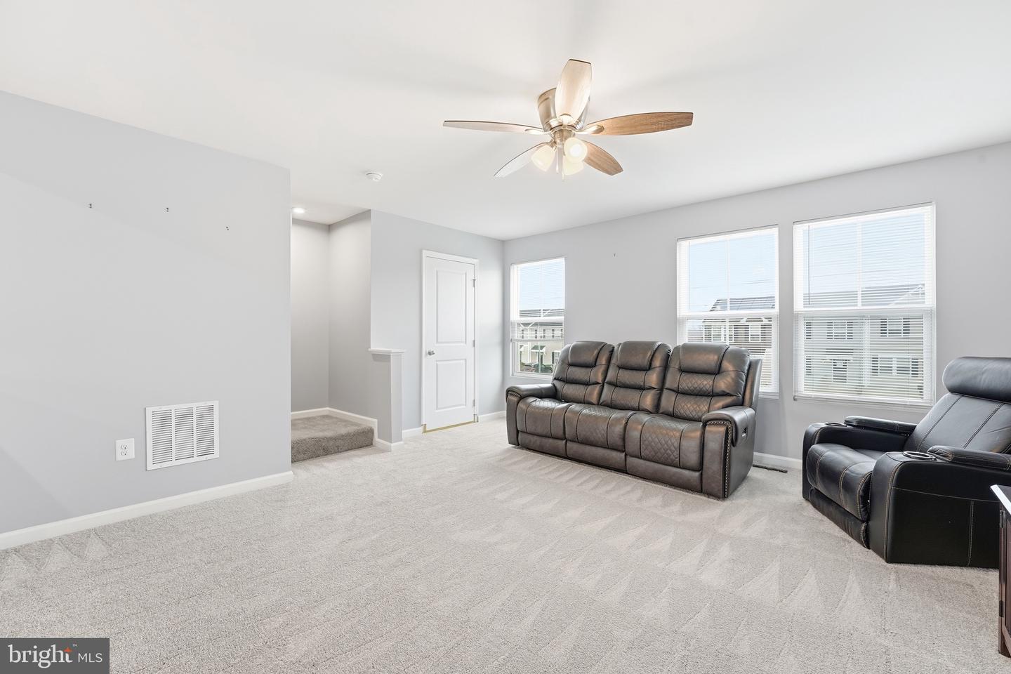 35209 SARA CT, LOCUST GROVE, Virginia 22508, 3 Bedrooms Bedrooms, ,2 BathroomsBathrooms,Residential,For sale,35209 SARA CT,VAOR2013080 MLS # VAOR2013080