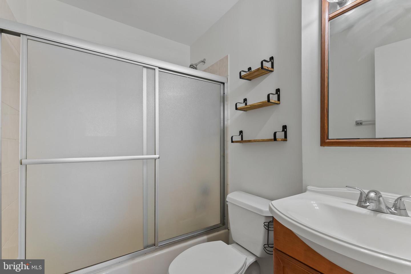 2012 ROLLINS DR, ALEXANDRIA, Virginia 22307, 3 Bedrooms Bedrooms, 7 Rooms Rooms,2 BathroomsBathrooms,Residential,For sale,2012 ROLLINS DR,VAFX2284956 MLS # VAFX2284956 2012 ROLLINS DR, ALEXANDRIA, Virginia 22307, 3 Bedrooms Bedrooms, 7 Rooms Rooms,2 BathroomsBathrooms,Residential,For sale,2012 ROLLINS DR,VAFX2284956 MLS # VAFX2284956