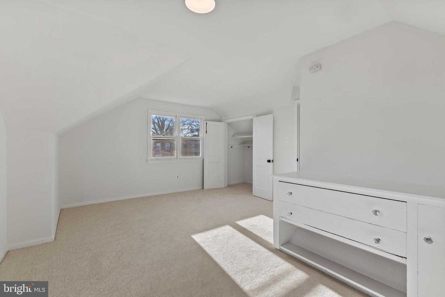 2012 ROLLINS DR, ALEXANDRIA, Virginia 22307, 3 Bedrooms Bedrooms, 7 Rooms Rooms,2 BathroomsBathrooms,Residential,For sale,2012 ROLLINS DR,VAFX2284956 MLS # VAFX2284956 2012 ROLLINS DR, ALEXANDRIA, Virginia 22307, 3 Bedrooms Bedrooms, 7 Rooms Rooms,2 BathroomsBathrooms,Residential,For sale,2012 ROLLINS DR,VAFX2284956 MLS # VAFX2284956