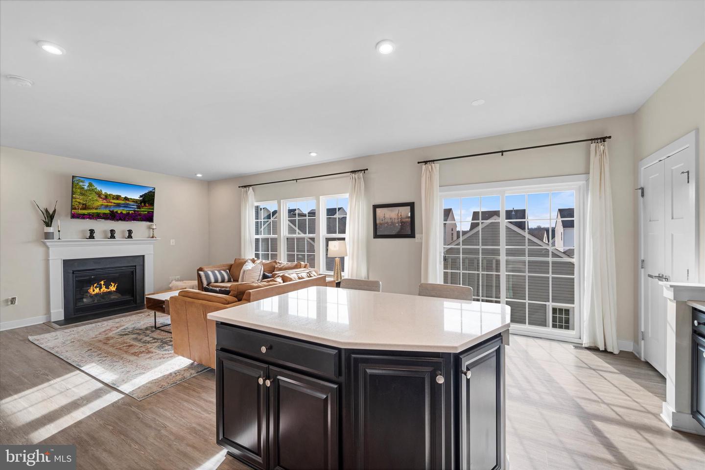 211 SHOE BUCKLE CT, STEPHENS CITY, Virginia 22655, 3 Bedrooms Bedrooms, ,3 BathroomsBathrooms,Residential,For sale,211 SHOE BUCKLE CT,VAFV2038804 MLS # VAFV2038804