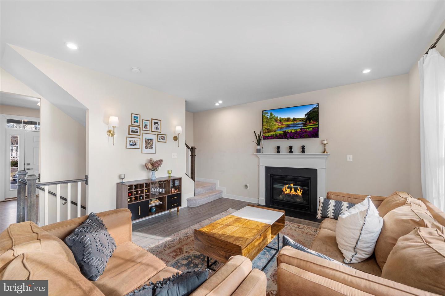 211 SHOE BUCKLE CT, STEPHENS CITY, Virginia 22655, 3 Bedrooms Bedrooms, ,3 BathroomsBathrooms,Residential,For sale,211 SHOE BUCKLE CT,VAFV2038804 MLS # VAFV2038804