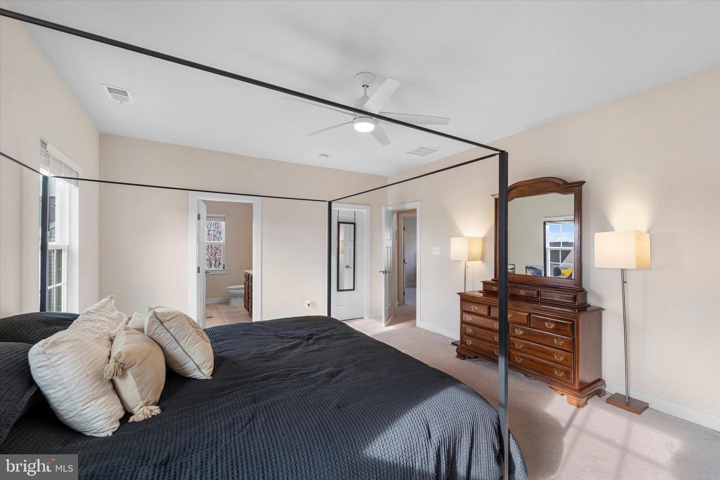 211 SHOE BUCKLE CT, STEPHENS CITY, Virginia 22655, 3 Bedrooms Bedrooms, ,3 BathroomsBathrooms,Residential,For sale,211 SHOE BUCKLE CT,VAFV2038804 MLS # VAFV2038804