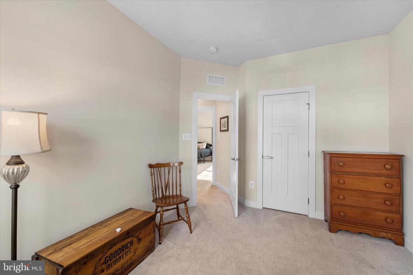 211 SHOE BUCKLE CT, STEPHENS CITY, Virginia 22655, 3 Bedrooms Bedrooms, ,3 BathroomsBathrooms,Residential,For sale,211 SHOE BUCKLE CT,VAFV2038804 MLS # VAFV2038804