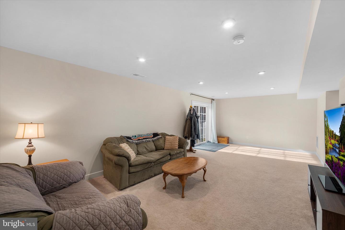 211 SHOE BUCKLE CT, STEPHENS CITY, Virginia 22655, 3 Bedrooms Bedrooms, ,3 BathroomsBathrooms,Residential,For sale,211 SHOE BUCKLE CT,VAFV2038804 MLS # VAFV2038804