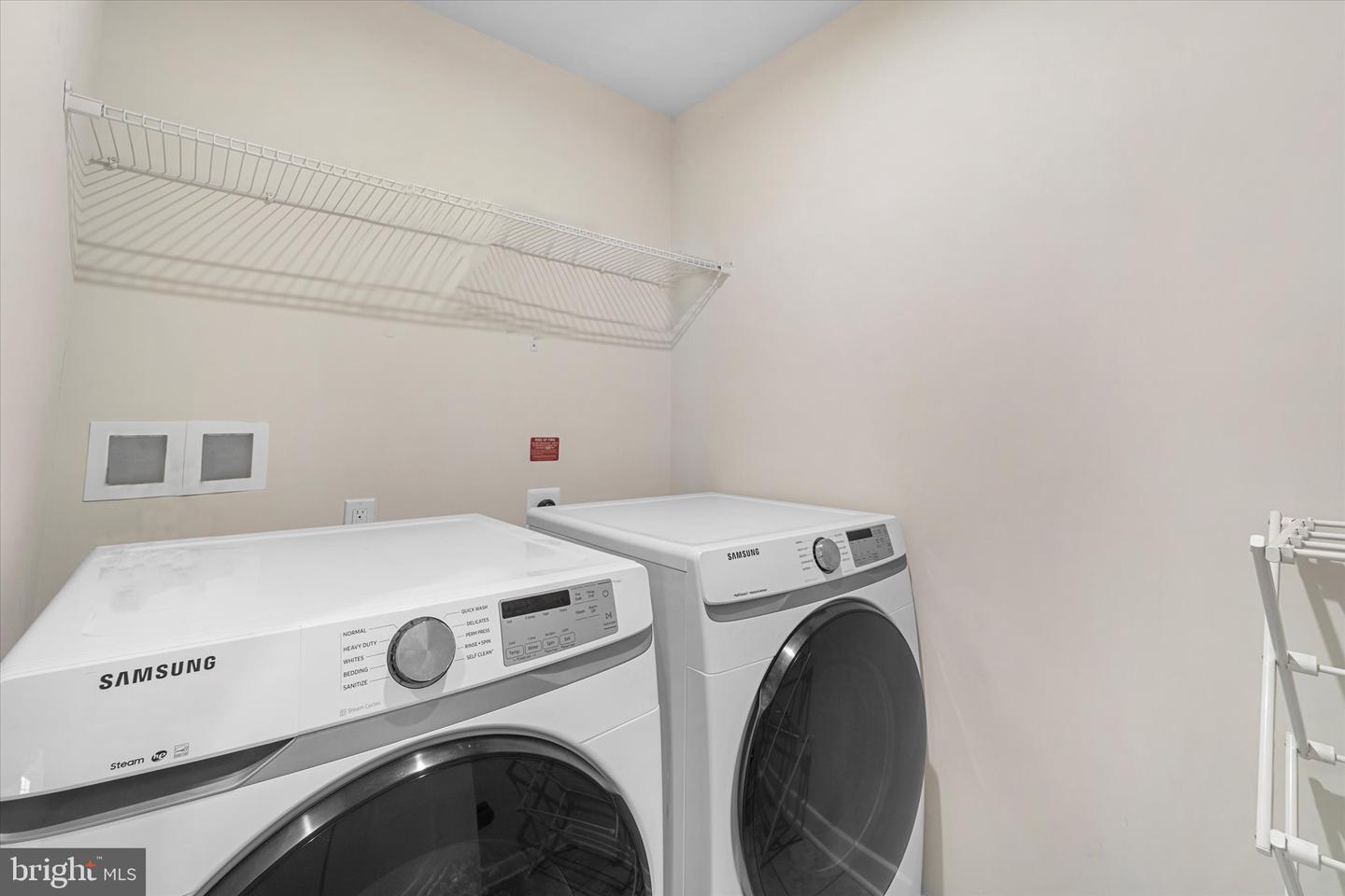 211 SHOE BUCKLE CT, STEPHENS CITY, Virginia 22655, 3 Bedrooms Bedrooms, ,3 BathroomsBathrooms,Residential,For sale,211 SHOE BUCKLE CT,VAFV2038804 MLS # VAFV2038804