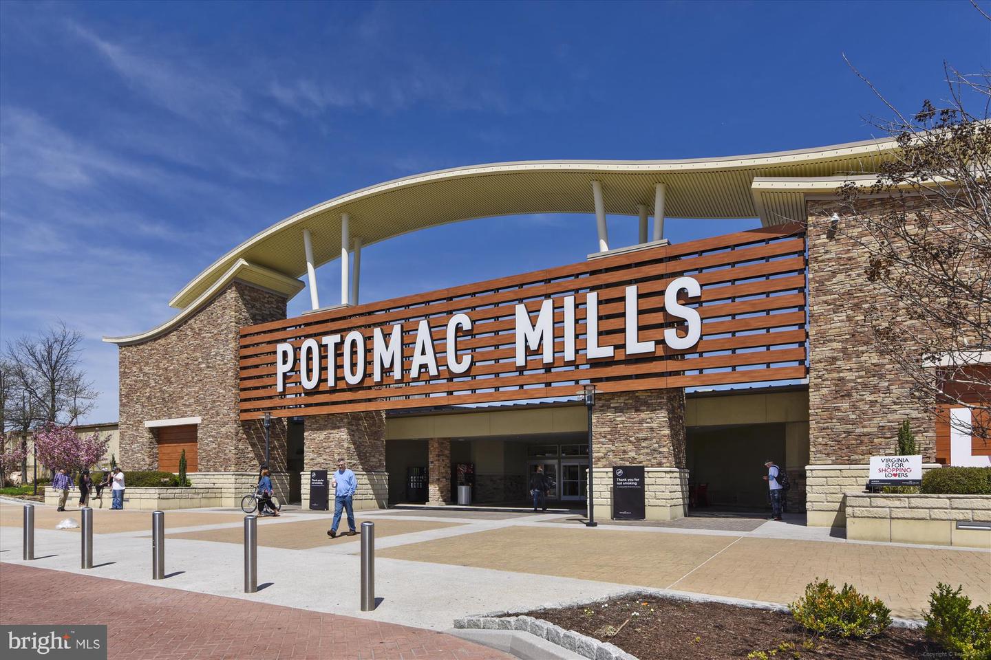 3608 FELMORE CT, WOODBRIDGE, Virginia 22193, 3 Bedrooms Bedrooms, ,1 BathroomBathrooms,Residential,For sale,3608 FELMORE CT,VAPW2110070 MLS # VAPW2110070 3608 FELMORE CT, WOODBRIDGE, Virginia 22193, 3 Bedrooms Bedrooms, ,1 BathroomBathrooms,Residential,For sale,3608 FELMORE CT,VAPW2110070 MLS # VAPW2110070