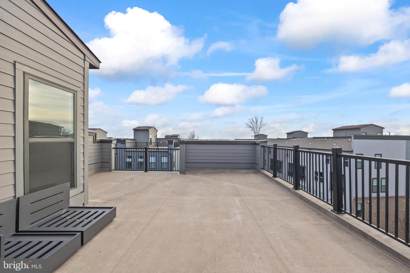 44483 WOLFHOUND SQ, ASHBURN, Virginia 20147, 3 Bedrooms Bedrooms, ,2 BathroomsBathrooms,Residential,For sale,44483 WOLFHOUND SQ,VALO2113688 MLS # VALO2113688