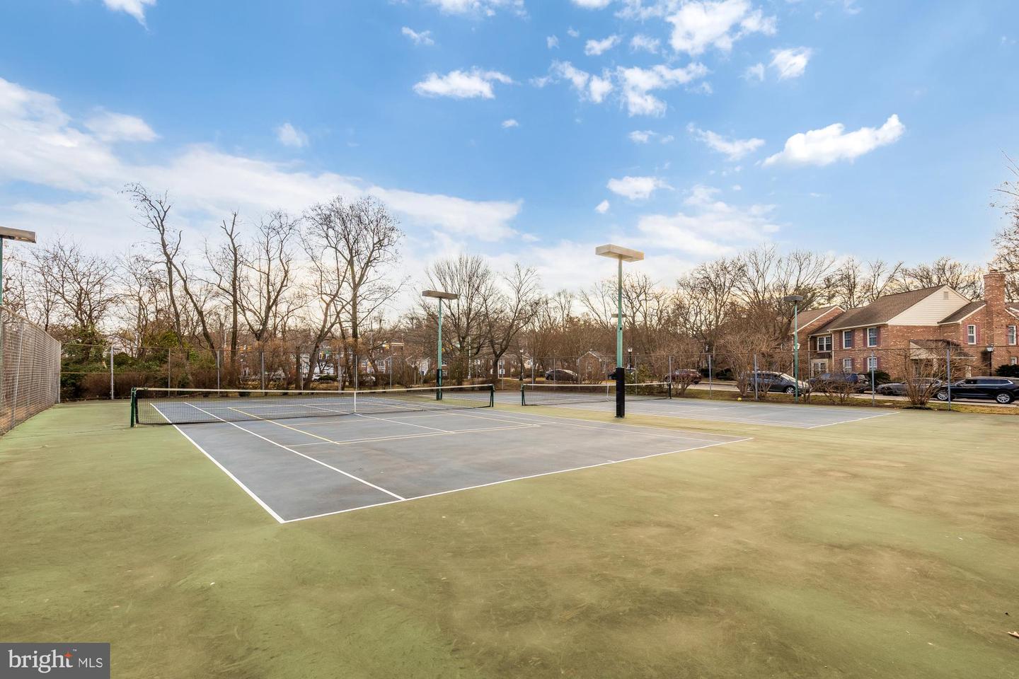 2446 S WALTER REED DR #B, ARLINGTON, Virginia 22206, 2 Bedrooms Bedrooms, 5 Rooms Rooms,2 BathroomsBathrooms,Residential,For sale,2446 S WALTER REED DR #B,VAAR2067590 MLS # VAAR2067590