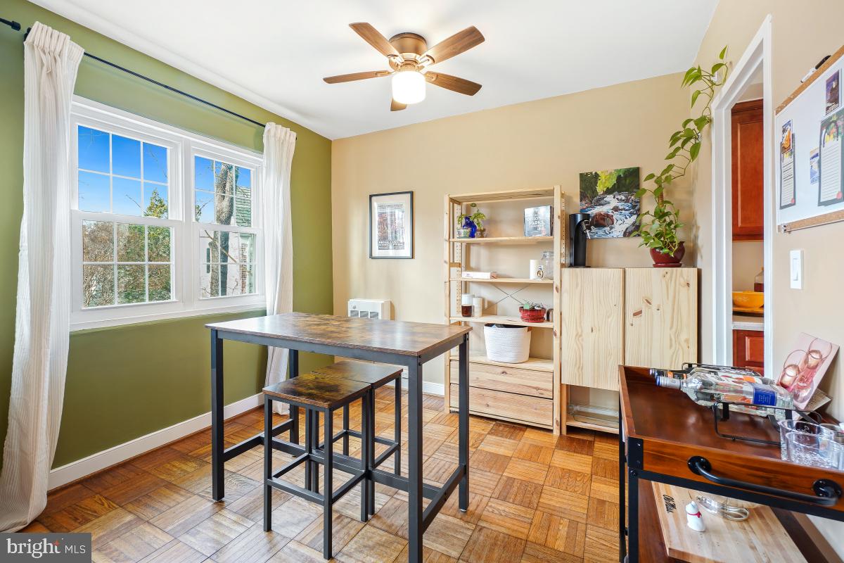 3219 VALLEY DR, ALEXANDRIA, Virginia 22302, 2 Bedrooms Bedrooms, ,1 BathroomBathrooms,Residential,For sale,3219 VALLEY DR,VAAX2053020 MLS # VAAX2053020 3219 VALLEY DR, ALEXANDRIA, Virginia 22302, 2 Bedrooms Bedrooms, ,1 BathroomBathrooms,Residential,For sale,3219 VALLEY DR,VAAX2053020 MLS # VAAX2053020