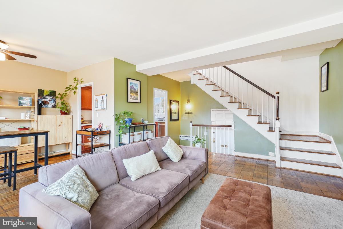 3219 VALLEY DR, ALEXANDRIA, Virginia 22302, 2 Bedrooms Bedrooms, ,1 BathroomBathrooms,Residential,For sale,3219 VALLEY DR,VAAX2053020 MLS # VAAX2053020 3219 VALLEY DR, ALEXANDRIA, Virginia 22302, 2 Bedrooms Bedrooms, ,1 BathroomBathrooms,Residential,For sale,3219 VALLEY DR,VAAX2053020 MLS # VAAX2053020