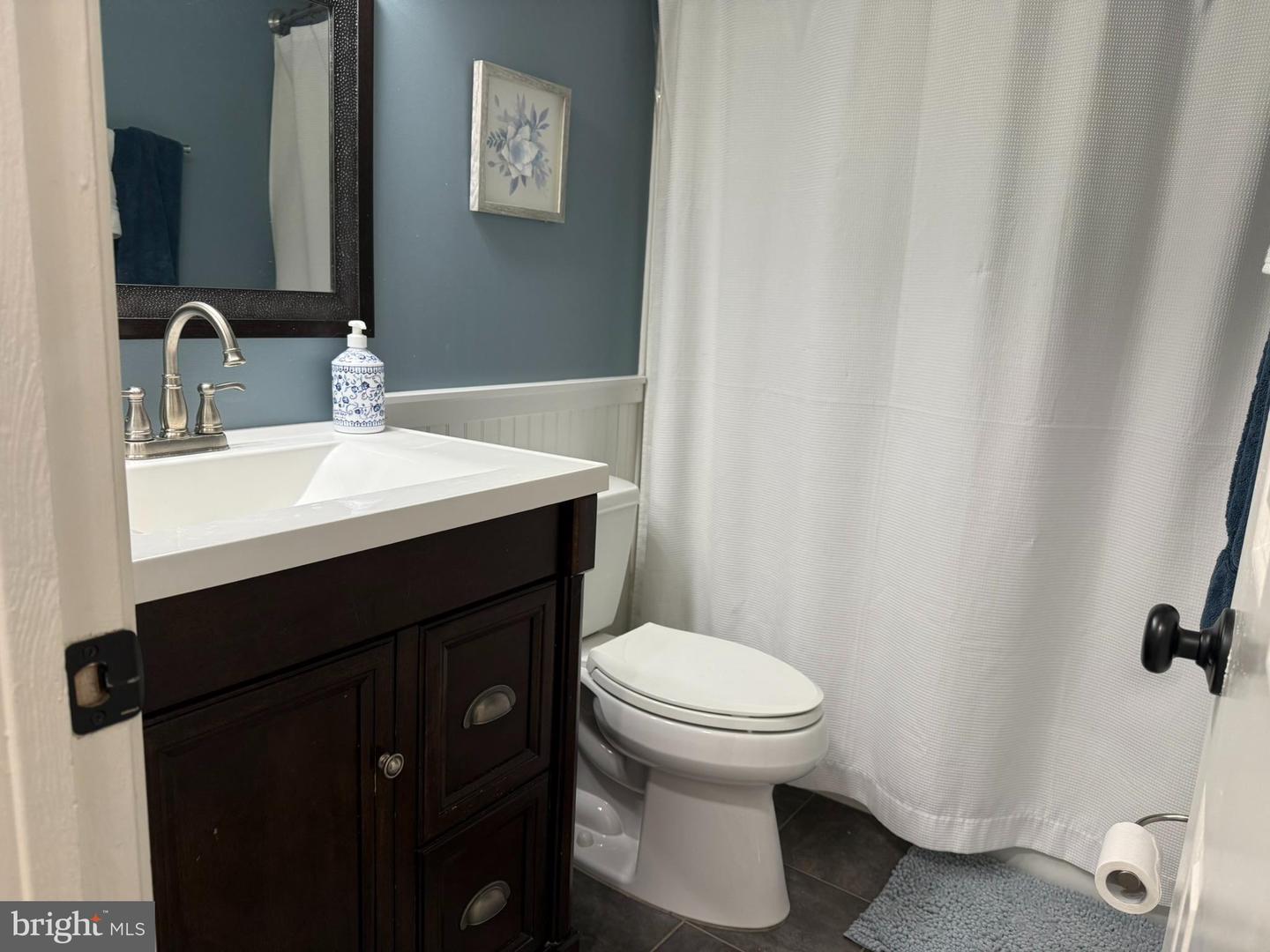 660 GATEWAY DR SE #111, LEESBURG, Virginia 20175, 3 Bedrooms Bedrooms, 5 Rooms Rooms,2 BathroomsBathrooms,Residential,For sale,660 GATEWAY DR SE #111,VALO2113718 MLS # VALO2113718