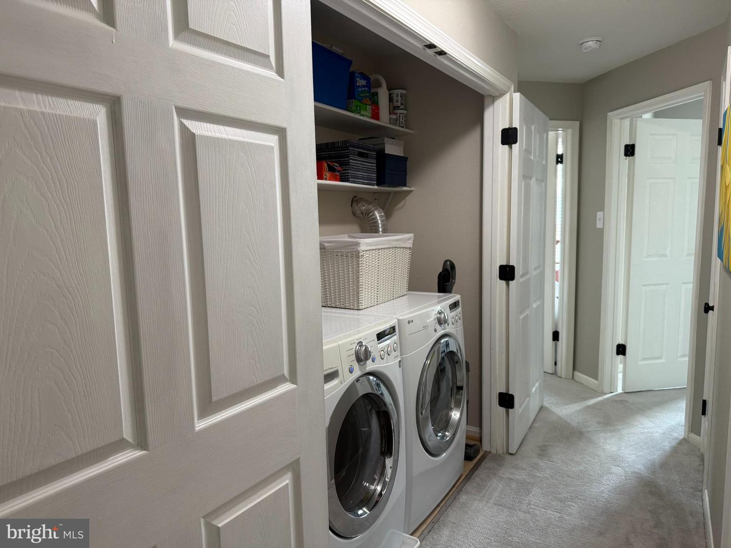 660 GATEWAY DR SE #111, LEESBURG, Virginia 20175, 3 Bedrooms Bedrooms, 5 Rooms Rooms,2 BathroomsBathrooms,Residential,For sale,660 GATEWAY DR SE #111,VALO2113718 MLS # VALO2113718