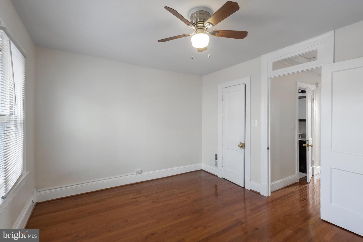 1841 L ST NE, WASHINGTON, District Of Columbia 20002, 2 Bedrooms Bedrooms, 7 Rooms Rooms,1 BathroomBathrooms,Residential,For sale,1841 L ST NE,DCDC2240732 MLS # DCDC2240732