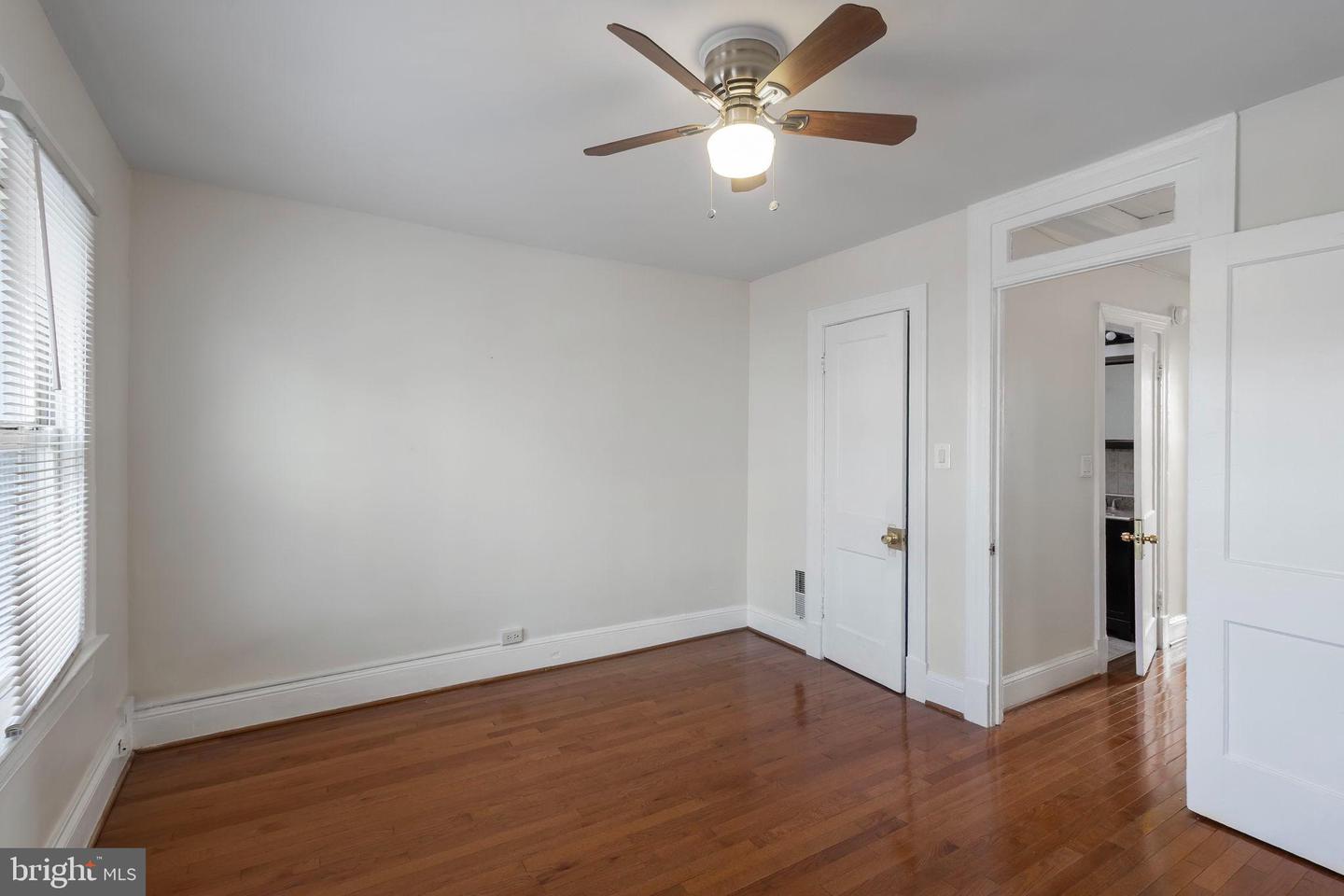 1841 L ST NE, WASHINGTON, District Of Columbia 20002, 2 Bedrooms Bedrooms, 7 Rooms Rooms,1 BathroomBathrooms,Residential,For sale,1841 L ST NE,DCDC2240732 MLS # DCDC2240732