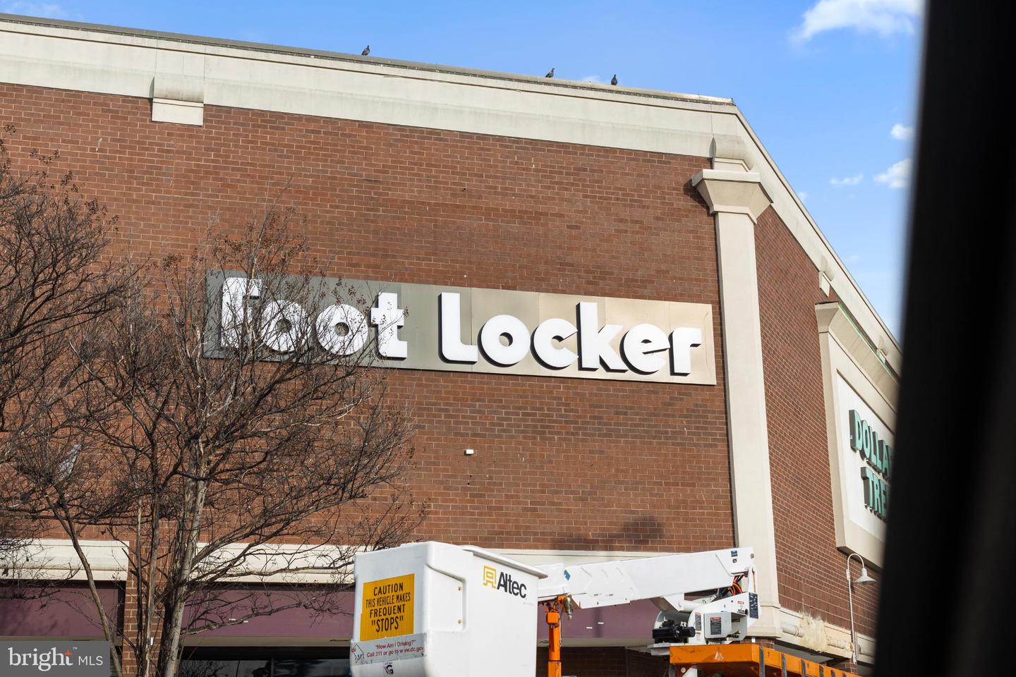 1841 L ST NE, WASHINGTON, District Of Columbia 20002, 2 Bedrooms Bedrooms, 7 Rooms Rooms,1 BathroomBathrooms,Residential,For sale,1841 L ST NE,DCDC2240732 MLS # DCDC2240732