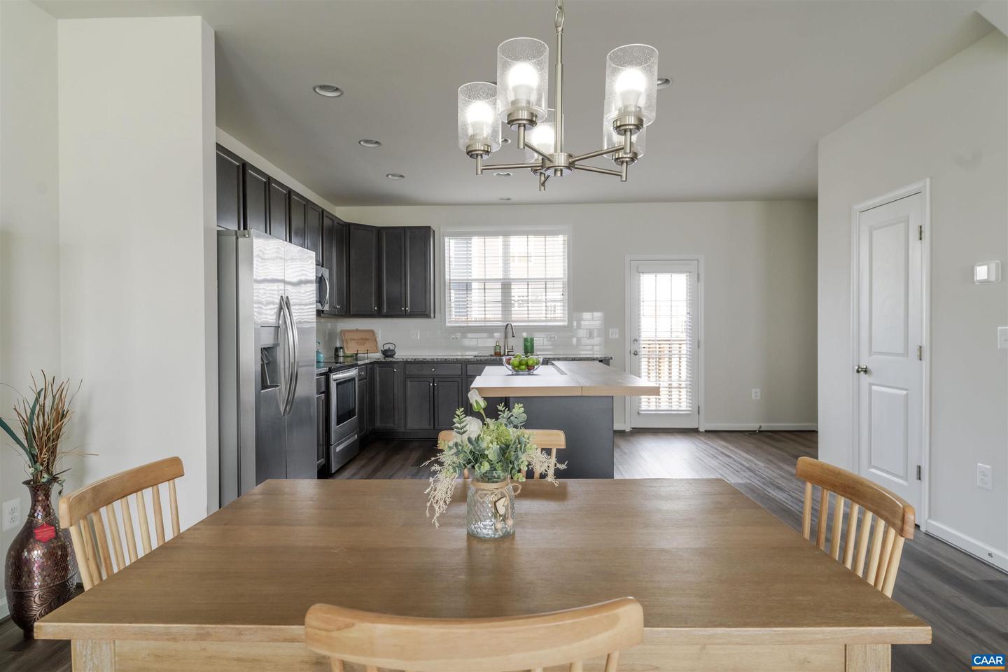 104 MAPLESHIRE CT, WAYNESBORO, Virginia 22980, 4 Bedrooms Bedrooms, ,3 BathroomsBathrooms,Residential,For sale,104 MAPLESHIRE CT,672369 MLS # 672369 104 MAPLESHIRE CT, WAYNESBORO, Virginia 22980, 4 Bedrooms Bedrooms, ,3 BathroomsBathrooms,Residential,For sale,104 MAPLESHIRE CT,672369 MLS # 672369