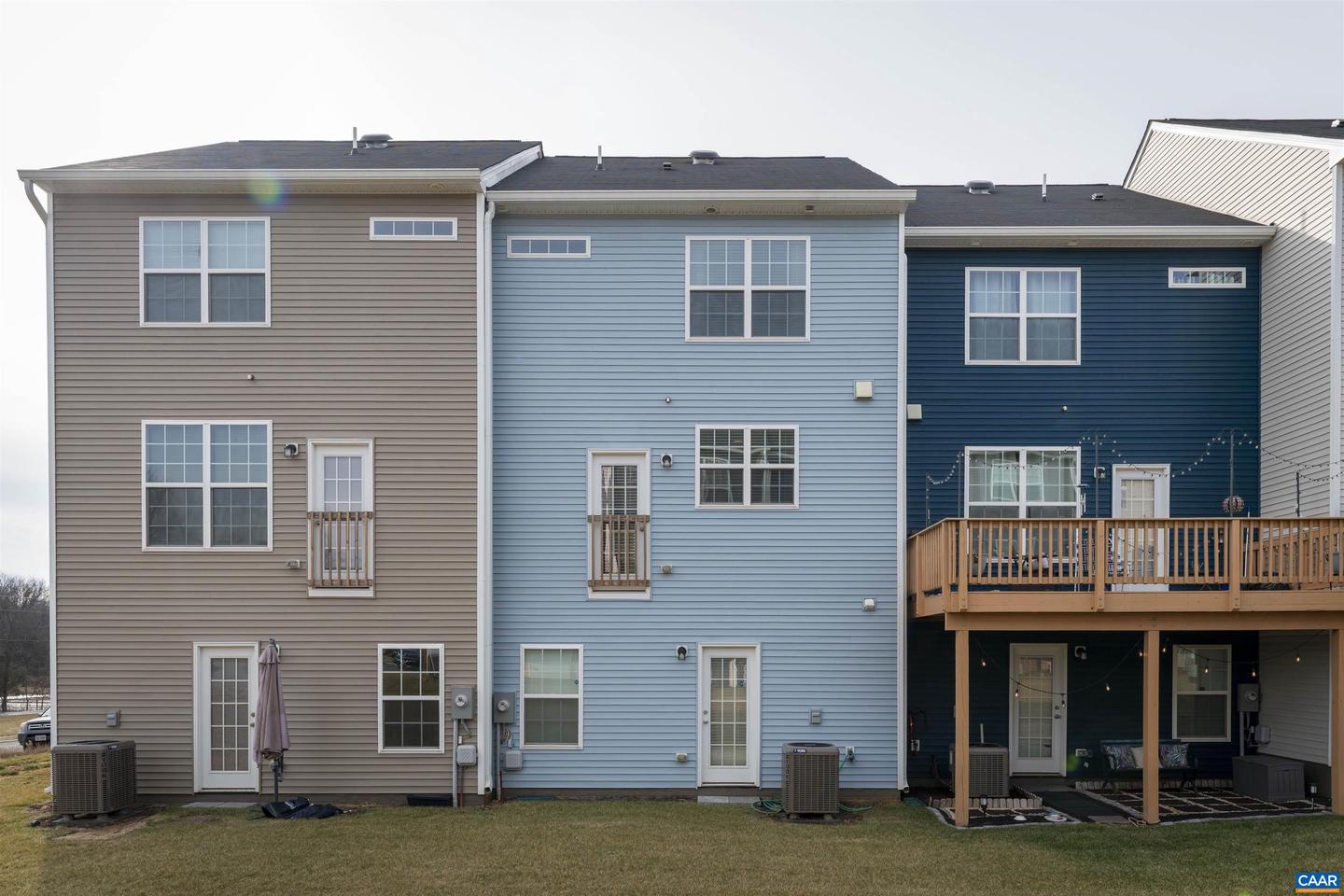 104 MAPLESHIRE CT, WAYNESBORO, Virginia 22980, 4 Bedrooms Bedrooms, ,3 BathroomsBathrooms,Residential,For sale,104 MAPLESHIRE CT,672369 MLS # 672369 104 MAPLESHIRE CT, WAYNESBORO, Virginia 22980, 4 Bedrooms Bedrooms, ,3 BathroomsBathrooms,Residential,For sale,104 MAPLESHIRE CT,672369 MLS # 672369