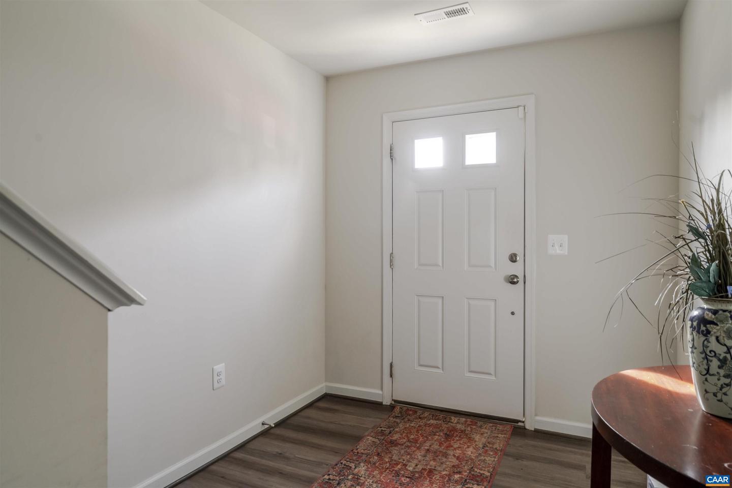 104 MAPLESHIRE CT, WAYNESBORO, Virginia 22980, 4 Bedrooms Bedrooms, ,3 BathroomsBathrooms,Residential,For sale,104 MAPLESHIRE CT,672369 MLS # 672369 104 MAPLESHIRE CT, WAYNESBORO, Virginia 22980, 4 Bedrooms Bedrooms, ,3 BathroomsBathrooms,Residential,For sale,104 MAPLESHIRE CT,672369 MLS # 672369