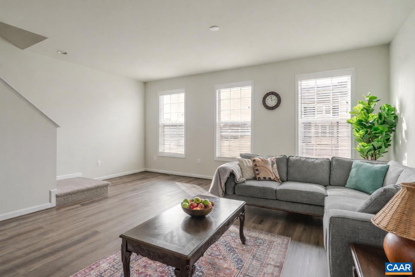 104 MAPLESHIRE CT, WAYNESBORO, Virginia 22980, 4 Bedrooms Bedrooms, ,3 BathroomsBathrooms,Residential,For sale,104 MAPLESHIRE CT,672369 MLS # 672369 104 MAPLESHIRE CT, WAYNESBORO, Virginia 22980, 4 Bedrooms Bedrooms, ,3 BathroomsBathrooms,Residential,For sale,104 MAPLESHIRE CT,672369 MLS # 672369