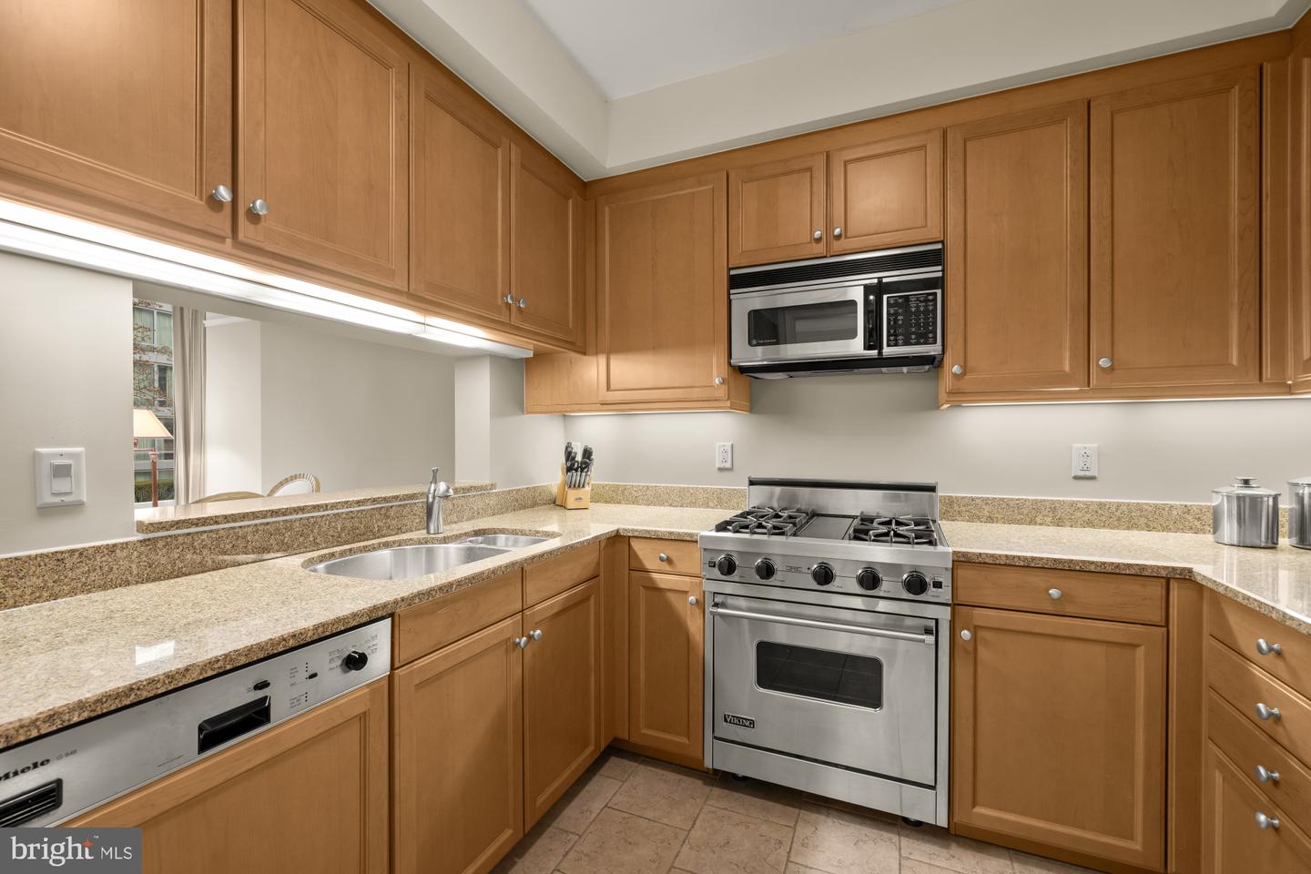 1155 23RD ST NW #6H, WASHINGTON, District Of Columbia 20037, 1 Bedroom Bedrooms, ,2 BathroomsBathrooms,Residential,For sale,1155 23RD ST NW #6H,DCDC2240826 MLS # DCDC2240826