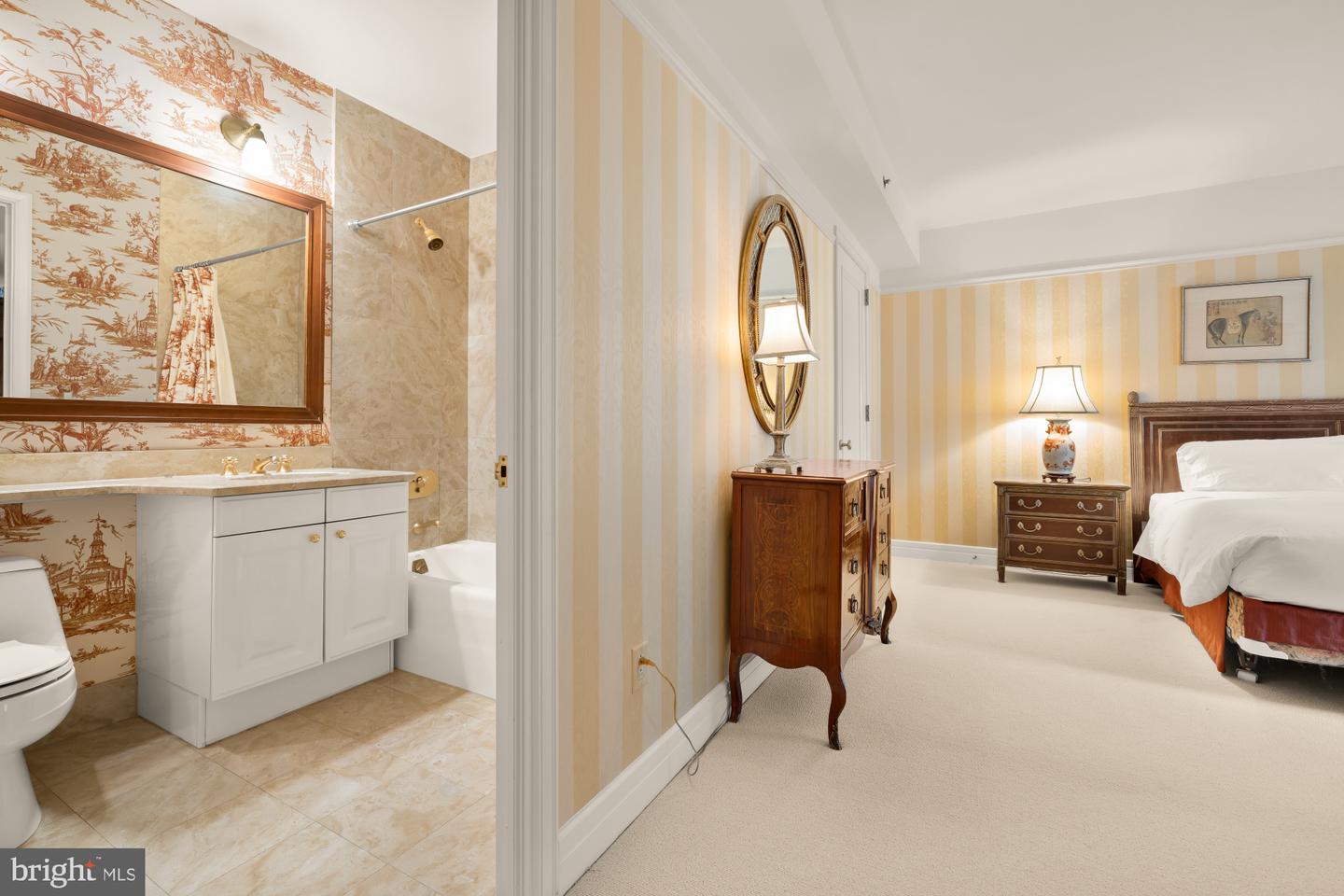 1155 23RD ST NW #6H, WASHINGTON, District Of Columbia 20037, 1 Bedroom Bedrooms, ,2 BathroomsBathrooms,Residential,For sale,1155 23RD ST NW #6H,DCDC2240826 MLS # DCDC2240826