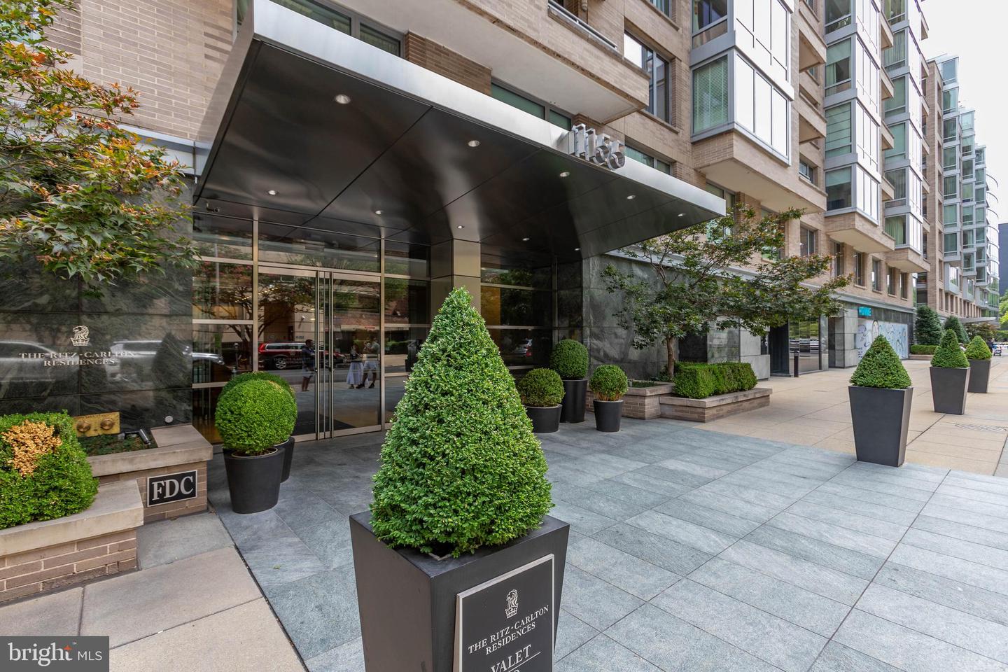 1155 23RD ST NW #6H, WASHINGTON, District Of Columbia 20037, 1 Bedroom Bedrooms, ,2 BathroomsBathrooms,Residential,For sale,1155 23RD ST NW #6H,DCDC2240826 MLS # DCDC2240826