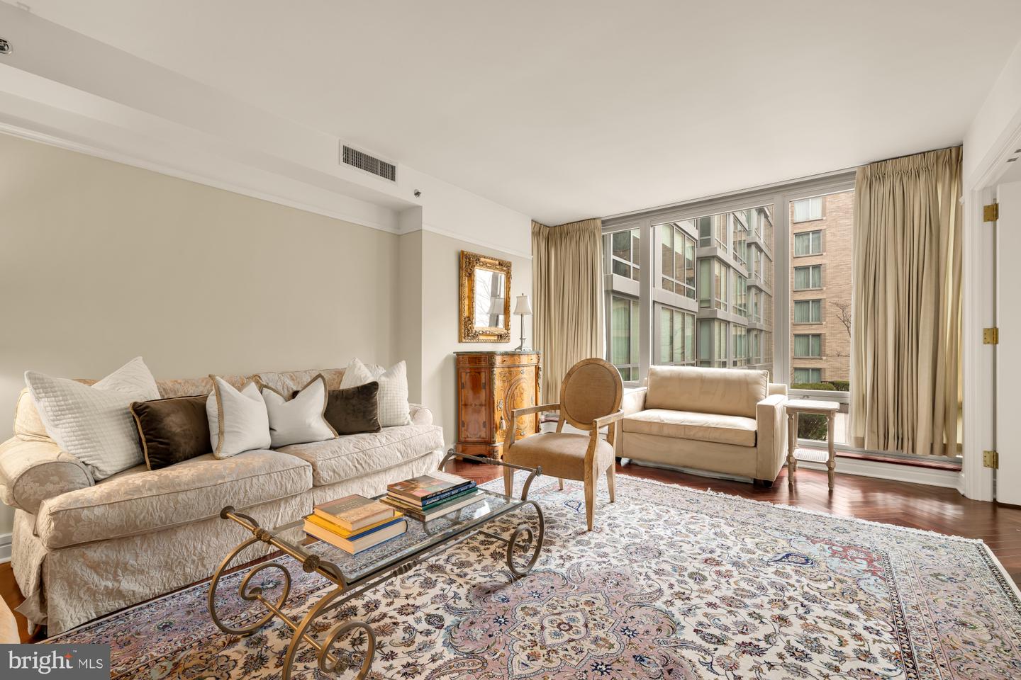 1155 23RD ST NW #6H, WASHINGTON, District Of Columbia 20037, 1 Bedroom Bedrooms, ,2 BathroomsBathrooms,Residential,For sale,1155 23RD ST NW #6H,DCDC2240826 MLS # DCDC2240826