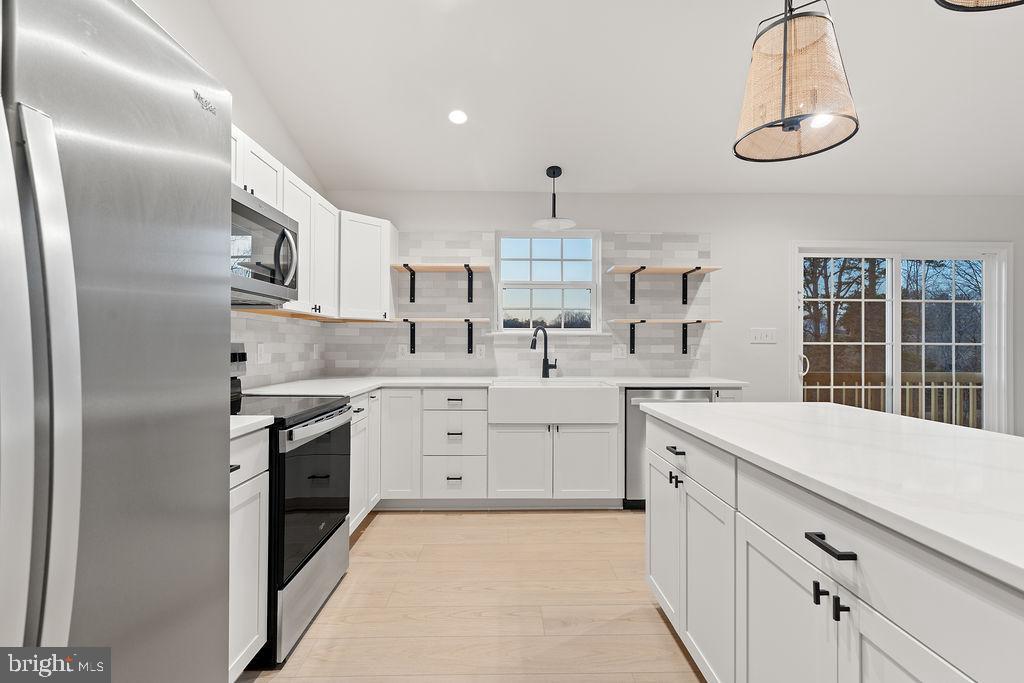 15351 RIDGE RD, GORDONSVILLE, Virginia 22942, 5 Bedrooms Bedrooms, ,3 BathroomsBathrooms,Residential,For sale,15351 RIDGE RD,VAOR2013096 MLS # VAOR2013096