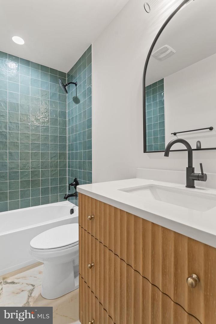 15351 RIDGE RD, GORDONSVILLE, Virginia 22942, 5 Bedrooms Bedrooms, ,3 BathroomsBathrooms,Residential,For sale,15351 RIDGE RD,VAOR2013096 MLS # VAOR2013096