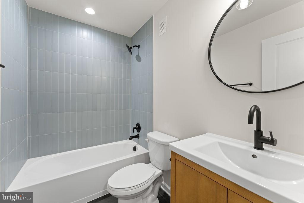 15351 RIDGE RD, GORDONSVILLE, Virginia 22942, 5 Bedrooms Bedrooms, ,3 BathroomsBathrooms,Residential,For sale,15351 RIDGE RD,VAOR2013096 MLS # VAOR2013096