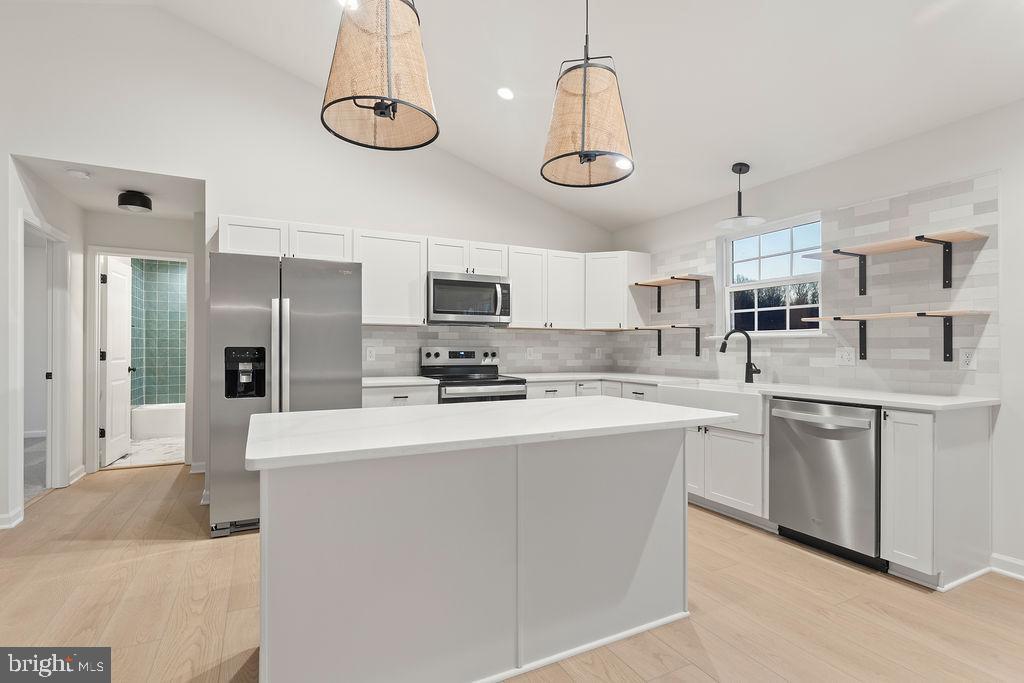 15351 RIDGE RD, GORDONSVILLE, Virginia 22942, 5 Bedrooms Bedrooms, ,3 BathroomsBathrooms,Residential,For sale,15351 RIDGE RD,VAOR2013096 MLS # VAOR2013096