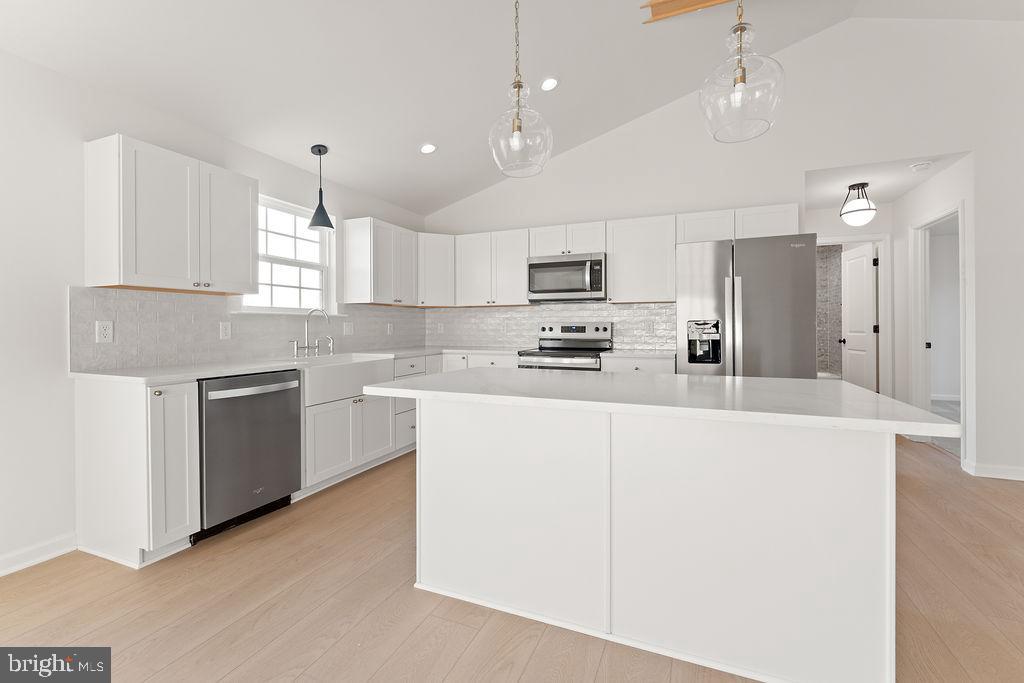 15326 COX MILL RD, GORDONSVILLE, Virginia 22942, 5 Bedrooms Bedrooms, ,3 BathroomsBathrooms,Residential,For sale,15326 COX MILL RD,VAOR2013098 MLS # VAOR2013098