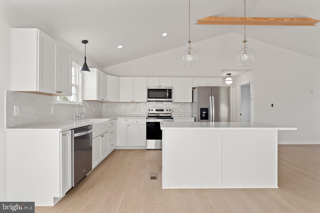 15326 COX MILL RD, GORDONSVILLE, Virginia 22942, 5 Bedrooms Bedrooms, ,3 BathroomsBathrooms,Residential,For sale,15326 COX MILL RD,VAOR2013098 MLS # VAOR2013098