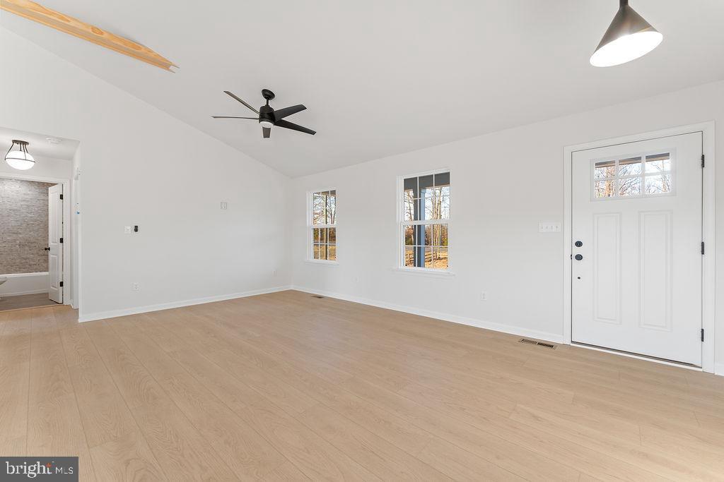 15326 COX MILL RD, GORDONSVILLE, Virginia 22942, 5 Bedrooms Bedrooms, ,3 BathroomsBathrooms,Residential,For sale,15326 COX MILL RD,VAOR2013098 MLS # VAOR2013098