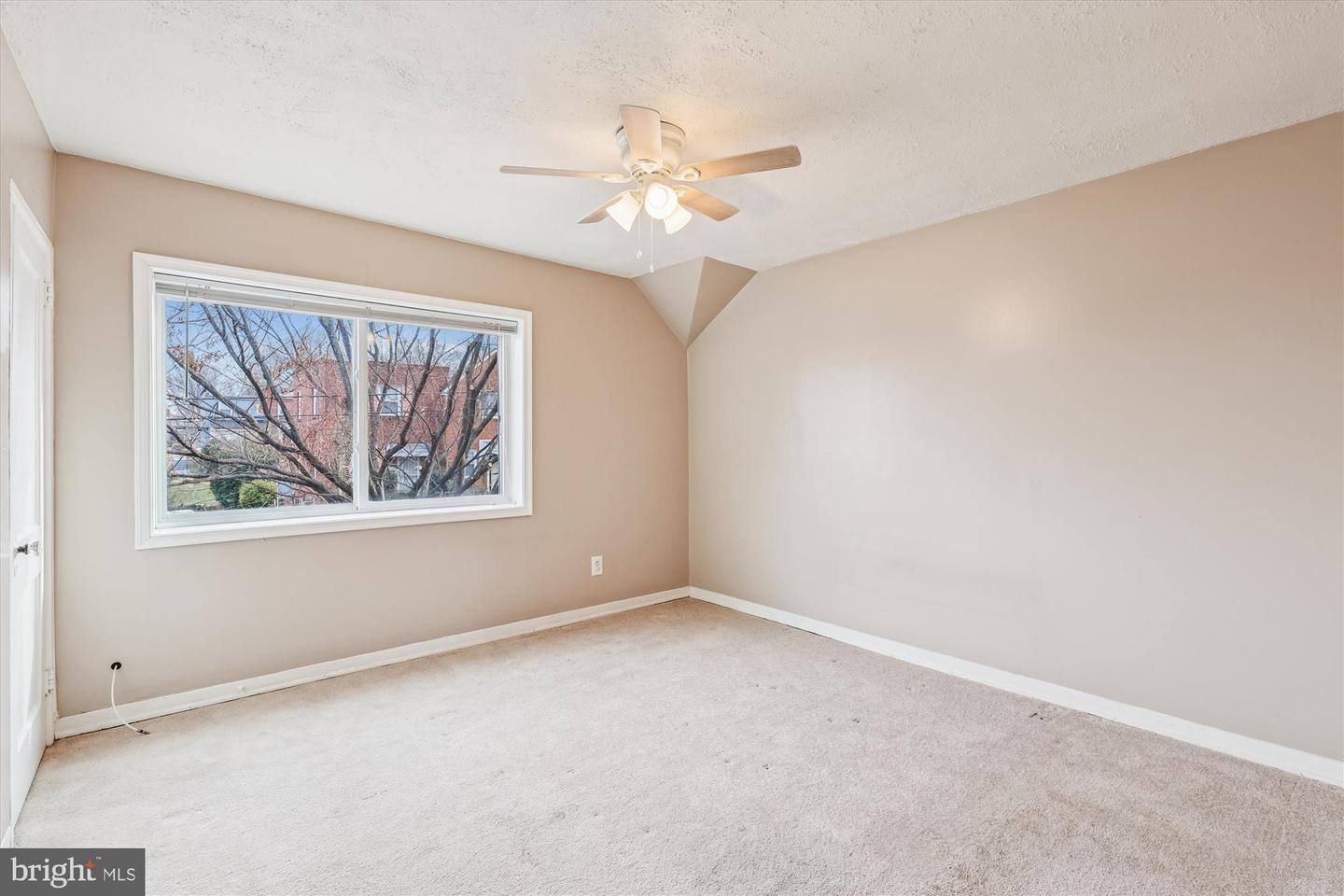 4007 1ST ST SW, WASHINGTON, District Of Columbia 20032, 2 Bedrooms Bedrooms, ,2 BathroomsBathrooms,Residential,For sale,4007 1ST ST SW,DCDC2240832 MLS # DCDC2240832