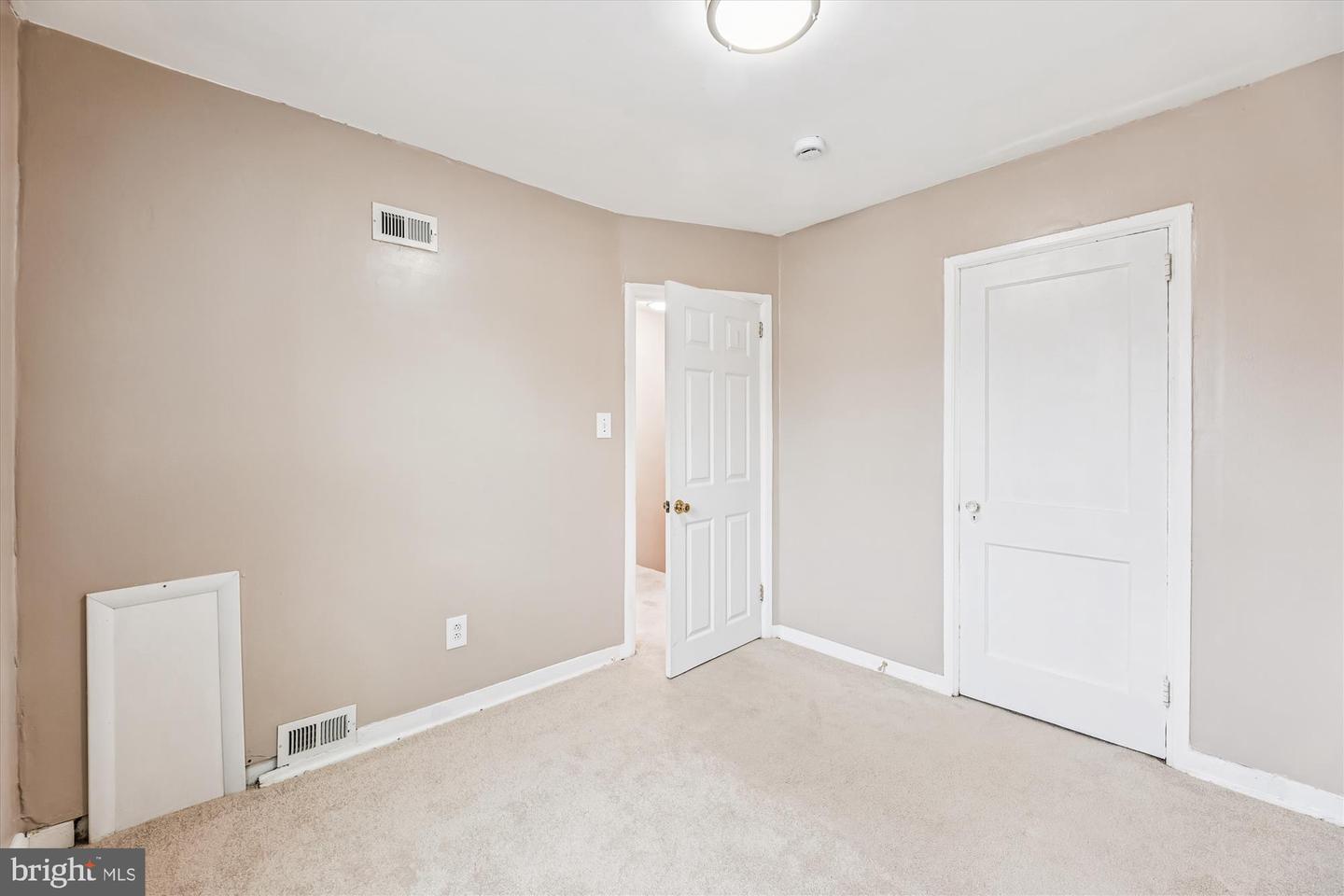 4007 1ST ST SW, WASHINGTON, District Of Columbia 20032, 2 Bedrooms Bedrooms, ,2 BathroomsBathrooms,Residential,For sale,4007 1ST ST SW,DCDC2240832 MLS # DCDC2240832