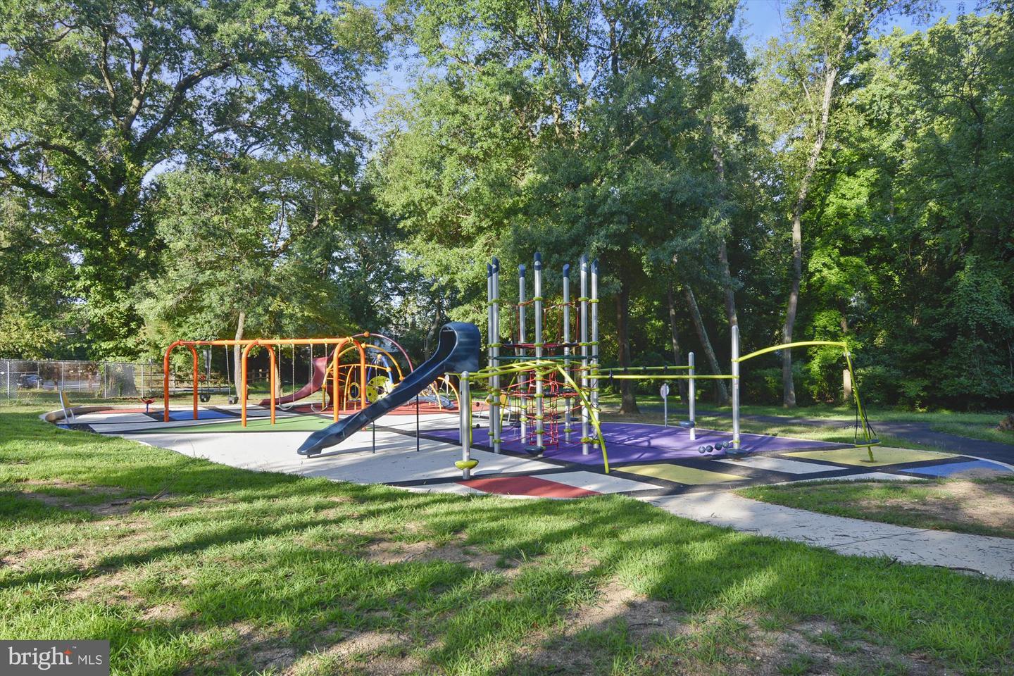 4007 1ST ST SW, WASHINGTON, District Of Columbia 20032, 2 Bedrooms Bedrooms, ,2 BathroomsBathrooms,Residential,For sale,4007 1ST ST SW,DCDC2240832 MLS # DCDC2240832