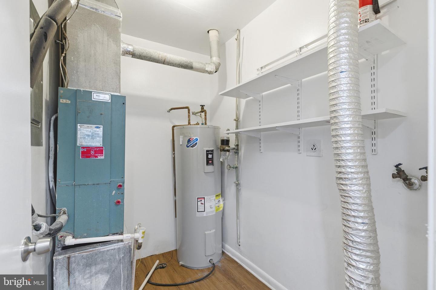 2006 HEADLANDS CIR, RESTON, Virginia 20191, 3 Bedrooms Bedrooms, ,2 BathroomsBathrooms,Residential,For sale,2006 HEADLANDS CIR,VAFX2285182 MLS # VAFX2285182 2006 HEADLANDS CIR, RESTON, Virginia 20191, 3 Bedrooms Bedrooms, ,2 BathroomsBathrooms,Residential,For sale,2006 HEADLANDS CIR,VAFX2285182 MLS # VAFX2285182