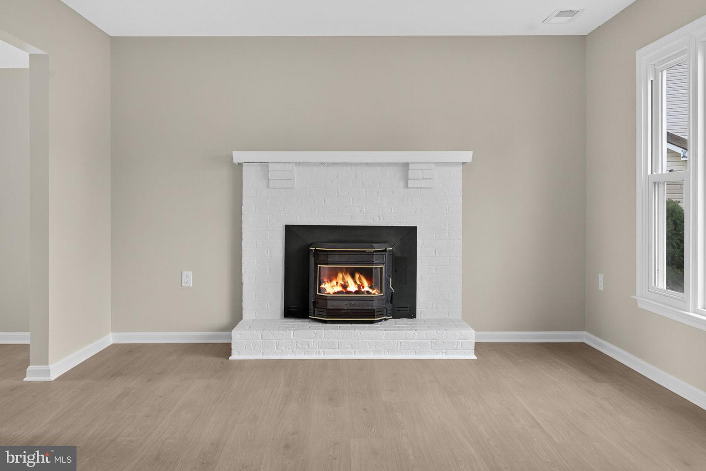 109 COLUMBIA CIR, STEPHENS CITY, Virginia 22655, 3 Bedrooms Bedrooms, ,2 BathroomsBathrooms,Residential,For sale,109 COLUMBIA CIR,VAFV2038826 MLS # VAFV2038826