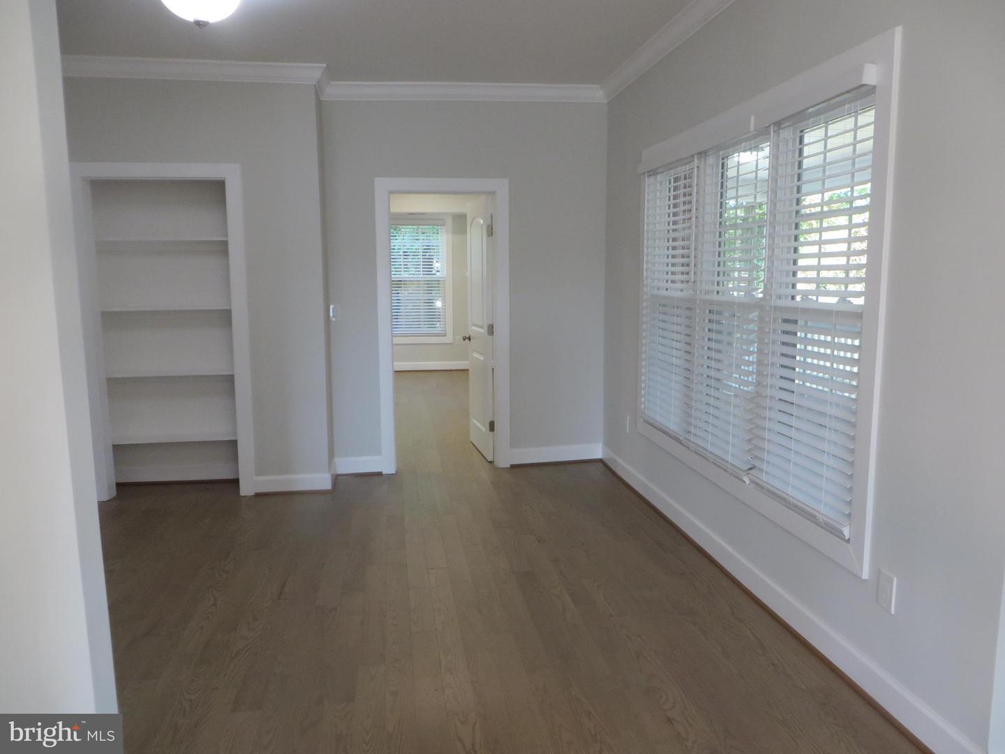 3010 STEVEN MARTIN DR, FAIRFAX, Virginia 22031, 5 Bedrooms Bedrooms, 14 Rooms Rooms,3 BathroomsBathrooms,Residential,For sale,3010 STEVEN MARTIN DR,VAFX2285196 MLS # VAFX2285196